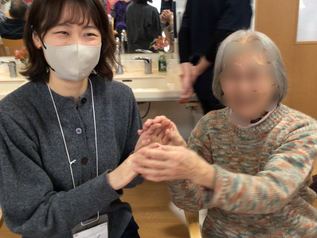 ～16歳！11月生まれのえいかさん、16歳になるんですって！人生の先輩方からお祝いいただきました～