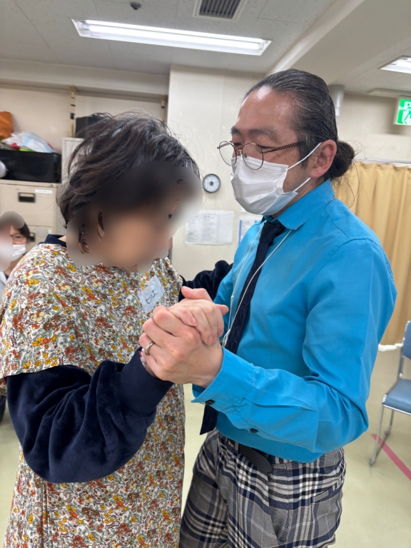 ～「昨日、イオンモールに食事に行ったのよ」いいなぁ！何食べたんですか？「ケンタッキー！」～