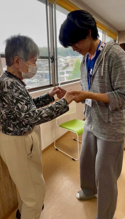 きらめき様 タンゴセラピー活動報告・後編楽しいから続けられるケアへ ――タンゴセラピーとエンタメの可能性