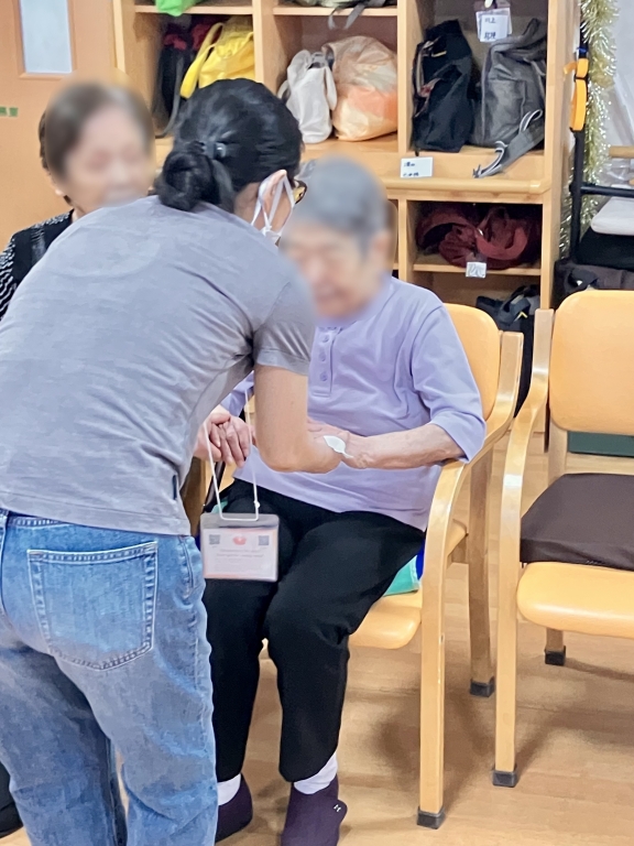 〜リピーターボランティアの皆さんと元気の交流活動!Let's Tango Therapy!!〜 〜リピーターボランティアの皆さんと元気の交流活動!Let's Tango Therapy!!〜