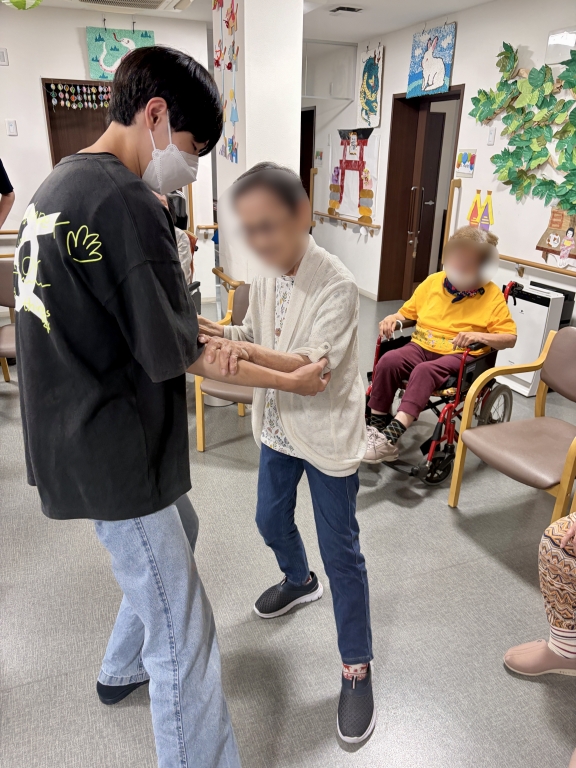 「とても楽しかったわ！また必ずきてね！」ご利用者様より