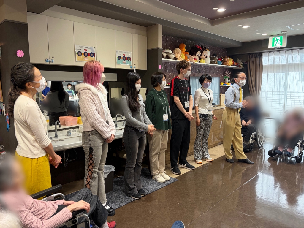 ～「タンゴの人たちが来るのを待っていたの」とおっしゃる方とダンス！ダンス！