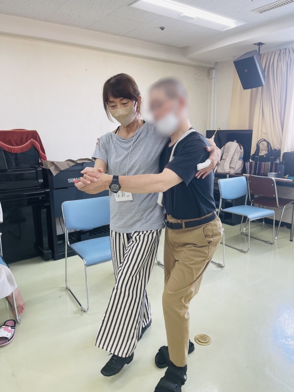 〜新しい職員さんもご参加され、素敵なダンスタイムとなりました～