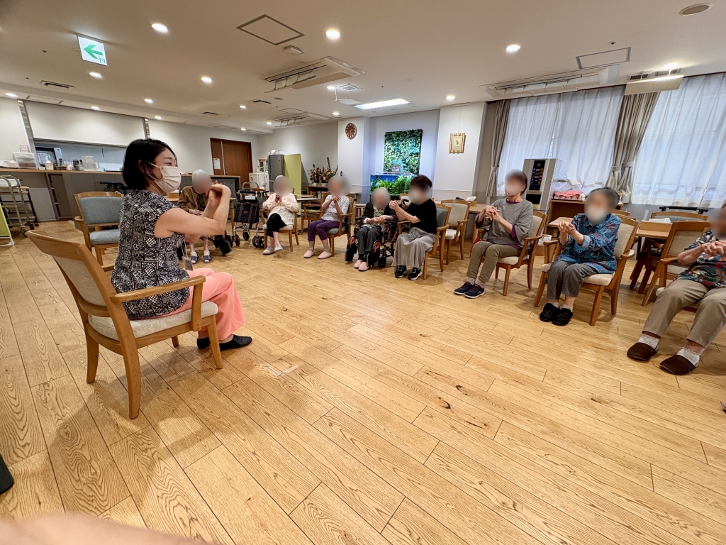 ～「嬉しいわ〜」と言ってくださったご利用者様とのアブラッソから若い頃の思い出が伝わって来ました〜